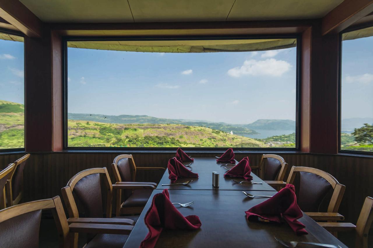 Upper Deck Resort - Stay And Relax At The Highest Peak لونافالا المظهر الخارجي الصورة