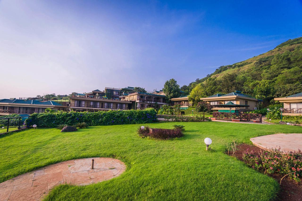 Upper Deck Resort - Stay And Relax At The Highest Peak لونافالا المظهر الخارجي الصورة